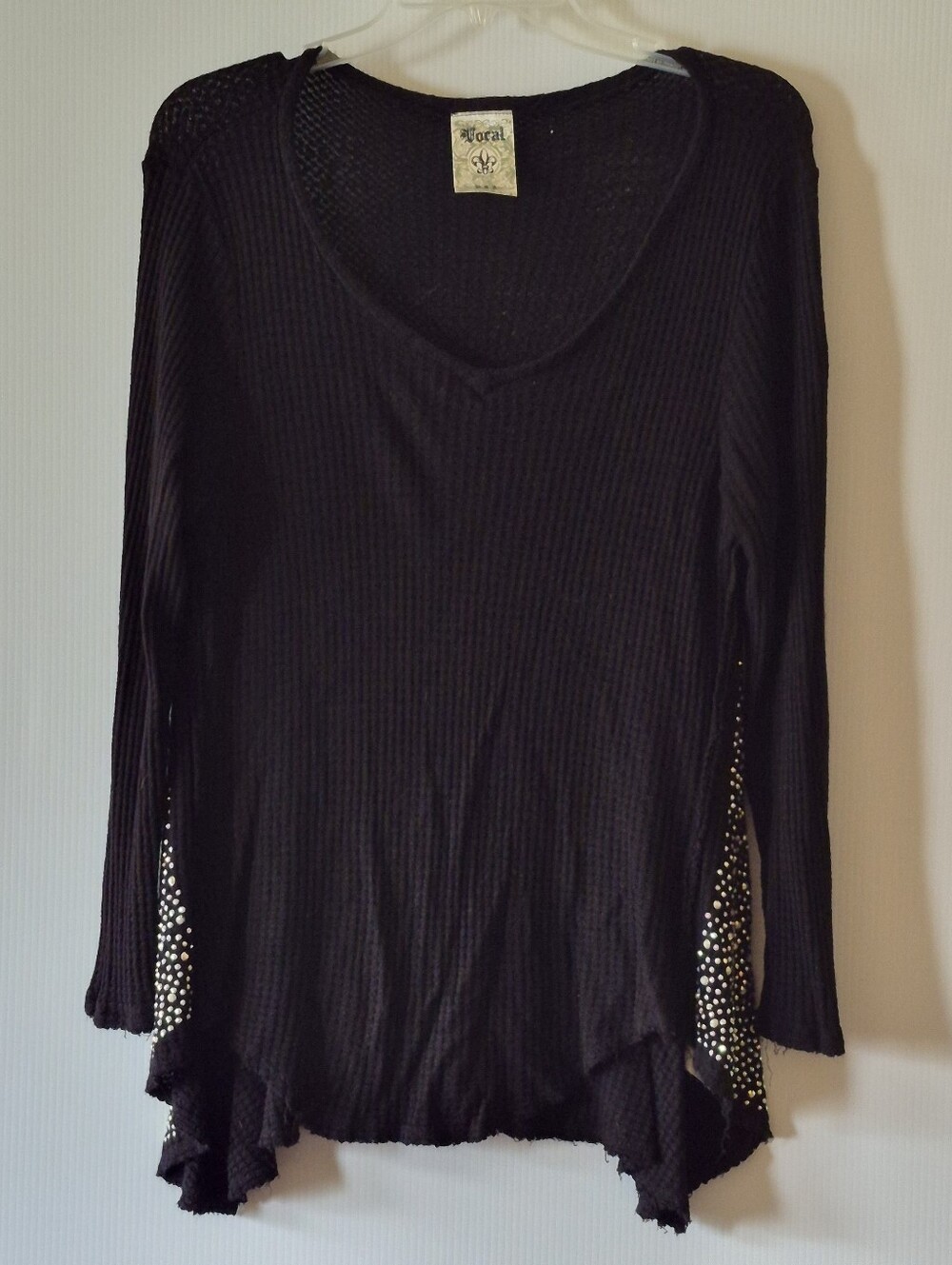 Y2K Vocal Black Waffle knit V-Neck Tunic w/ Flawless Rhinestone Angel Wings